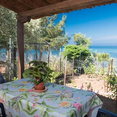 度假居 Poli's House *